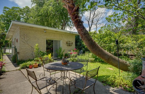 Bel Meade Casa | Spacious San Antonio Home about 5 Mi to Downtown!