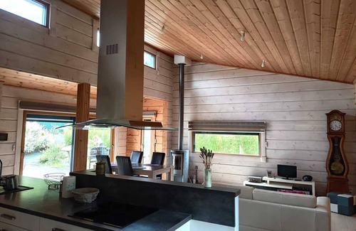Elliant Chalet De Esquí | Spacious Scandinavian Chalet in the heart of Finistère!