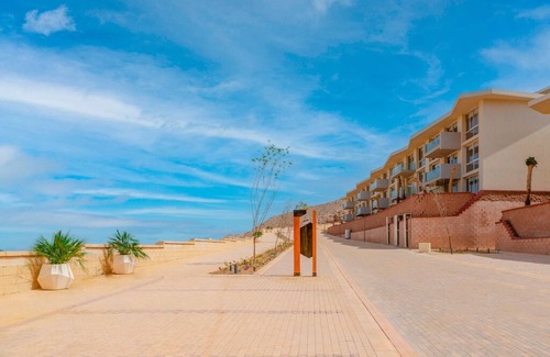 Ras Sudar Apartamento | Spacious Sea, Mountain & Pool view 3-bedroom apartment in Il Monte Galala