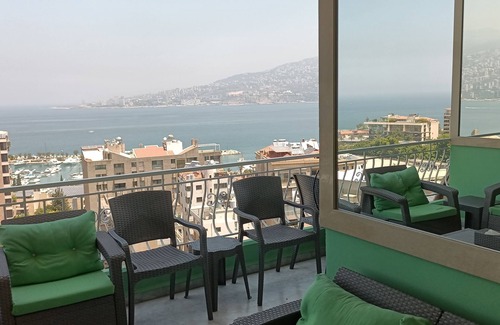 Jounieh Apartamento | Spacious Seaview Apartment with Mirrored 360° Balcony – Jounieh Kaslik