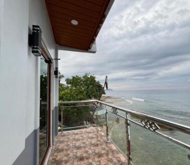 Lila Casa | Spacious Seaview Studio in Lila, Bohol