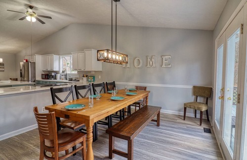 Basye Casa | Spacious & Secluded Mountain Retreat by Bryce Resort: Ski, Mtn Bike, Game room
