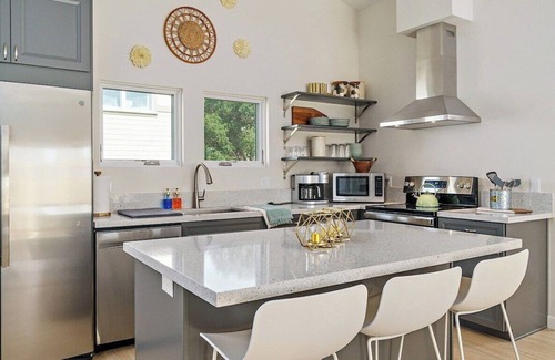 San Luis Obispo Casa | Spacious SLO Retreat | Walk to DT/Parks