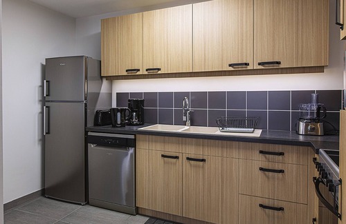 Marcilly-en-Gault Cabaña | Gran casa en Sologne: 5 habitaciones con baño privado, ideal para familias/amigos, mascotas permitidas