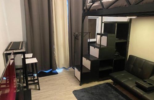 Novaliches Apartamento | Spacious studio at fairview quezon with VERY FAST WIFI infront of SM
