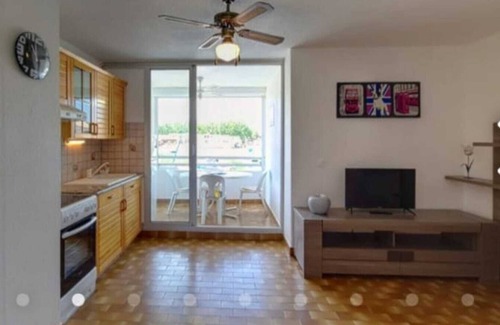 Saint-Cyprien Plage Apartamento | Spacious Studio Cabin, summer swimming pool, secure, assigned parking
