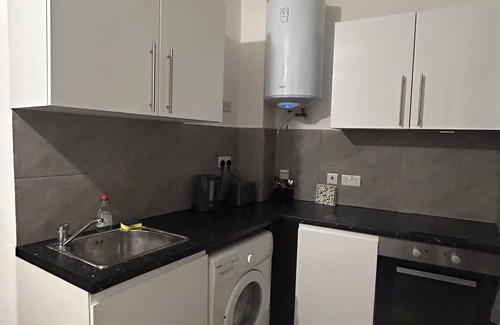 Dalston Apartamento | Spacious Studio Flat in Dalston near Shoreditch. Pet-friendly!