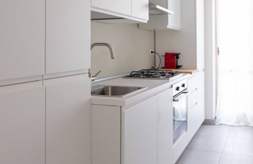 Fiera Apartamento | Spacious Studio in Residential Area – MirablePM