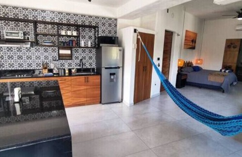 Sayulita Apartamento | Spacious Studio Rooftop Pool 3 blocks from Beach