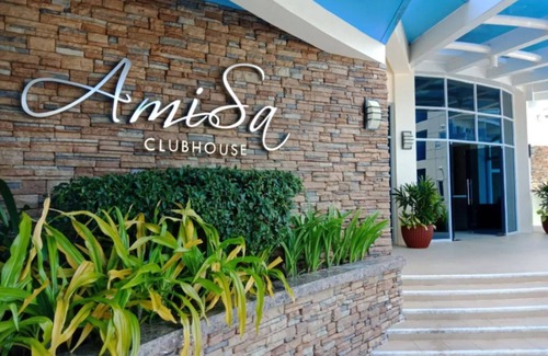 Punta Engano Apartamento | Spacious Studio Unit With Balcony and Seaview