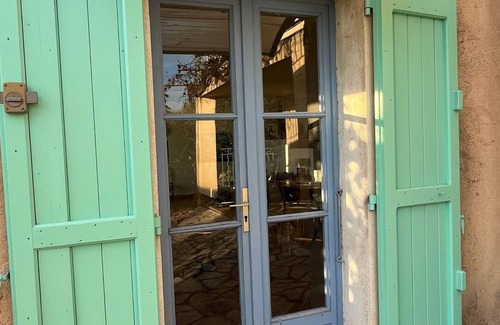 Montauroux Apartamento | Spacious studio within walking distance of the village of Montauroux