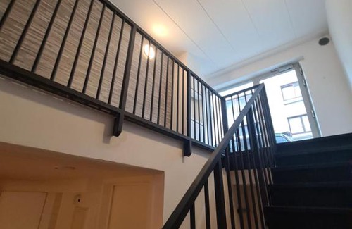 Klein-Antwerpen Apartamento | Spacious studio with private entrance