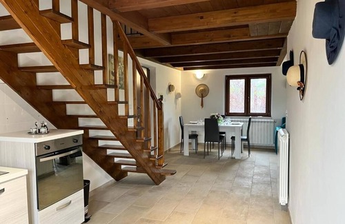Villa Latina Apartamento | Spacious Apartment Sleeps 6 Tranquil Surroundings