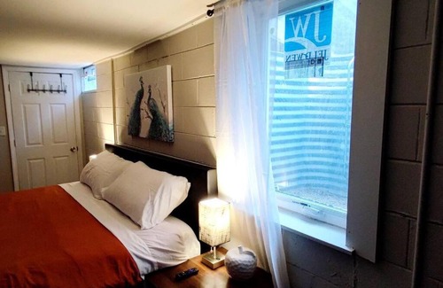 Indianapolis Apartamento | Spacious Suite Close to Downtown Indy/King Bed
