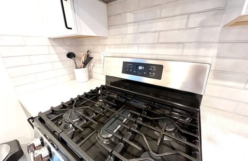 Laurel Heights Condominio | 5 dormitorios 2. 5 baños casa cerca de Presidio / Golden Gate Park / USF con patio trasero