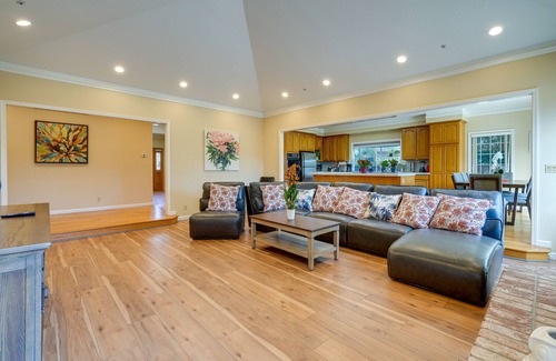 Sunnyvale Casa | Spacious Sunnyvale Home w/ Yard: 11 Mi to San Jose
