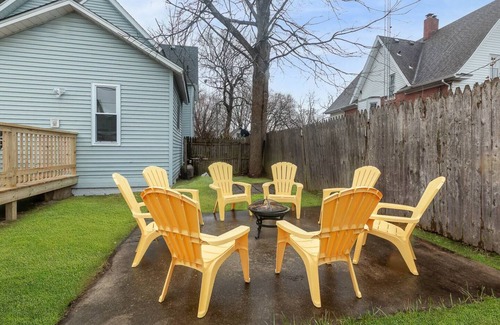 Michigan City Casa | Spacious Superior: The perfect relaxation getaway!