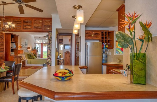 Akumal Condominio | Elegance plus comfort beachfront condo, pool, WiFi and AC