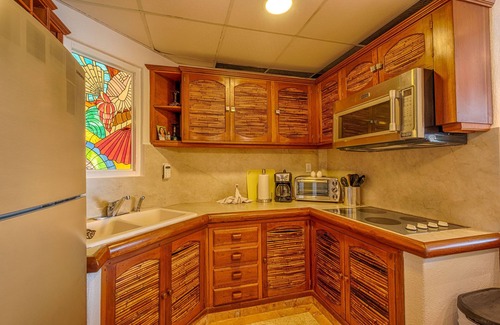 Akumal Condominio | Elegance plus comfort beachfront condo, pool, WiFi and AC