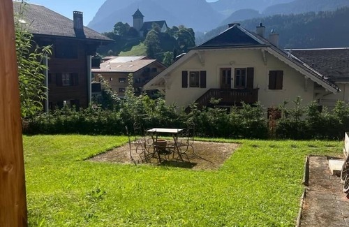 Chateau-d'Oex Apartamento | Spacious Three Bedroom Apartment With Stunning Views