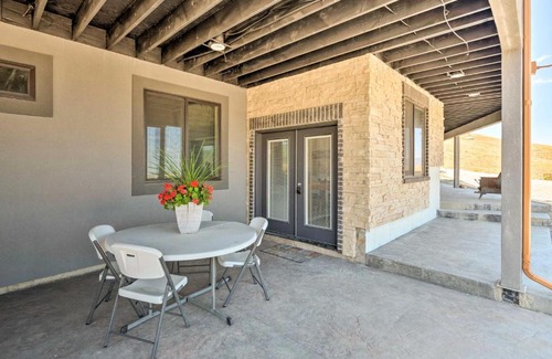 Tooele Casa | Spacious Tooele Unit with Sprawling Mtn Views!