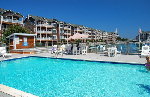 Manteo Condominio | Spacious Top Floor Condo With Amazing Views