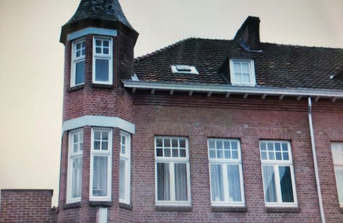 Sittard Apartamento | SPACIOUS TOWER APARTEMENT IN CENTRE SITTARD. Free privat parkinglot.