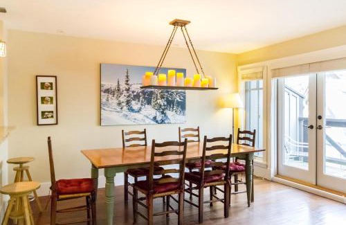 Upper Village Casa | Spacious Town Home with Private Hot Tub