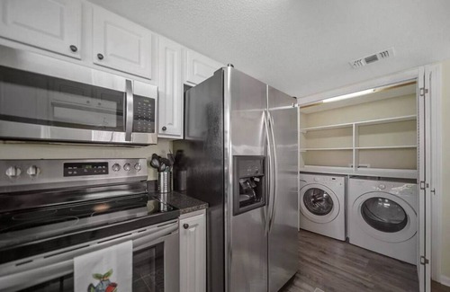 Gulf Shores Casa | Spacious Townhome Steps To Ocean or Lagoon- Partial Ocean Views, POOL