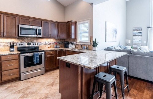 Fairfield Bay Casa | Spacious Townhouse with Stunning Views