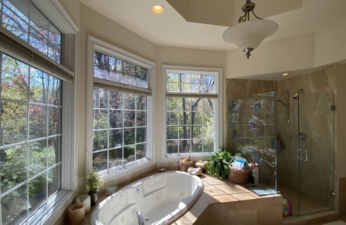 Tenafly Casa | Spacious Townhouse in quiet upscale Tenafly, NJ