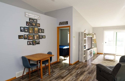 Fargo Casa | Spacious Twin Home near West Acres and Sanford Medical Center