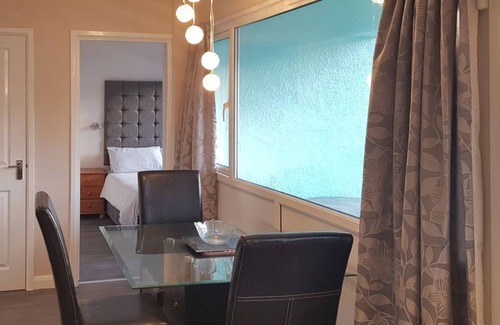 Saundersfoot Chalet De Esquí | 2 bedroom accommodation in Saundersfoot, Pembrokeshire