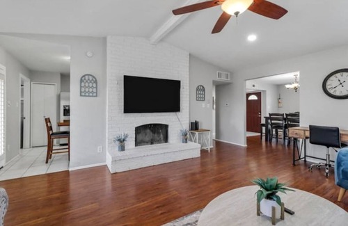 Northeast Carrollton Casa | Spacious Updated Carrollton 3BR
