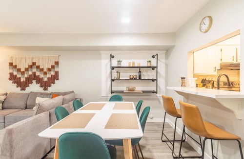 Eagle Casa | Spacious, Upgraded and Comfortable! Eagle Two Bedroom Retreat!