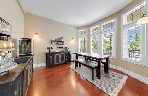 Westwood Casa | Spacious 5-bedroom house in gorgeous Bailey Creek