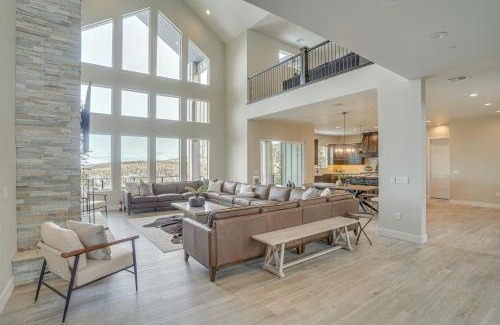 Brian Head Casa | Spacious Utah Escape with Balcony and Mountain Views!