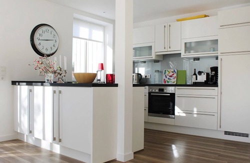 Spiekeroog Casa | Spacious vacation home in a central yet quiet location on Spiekeroog.