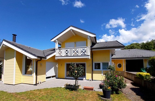 Lugrin Casa | Spacious vacation home villa with fantastic lake views
