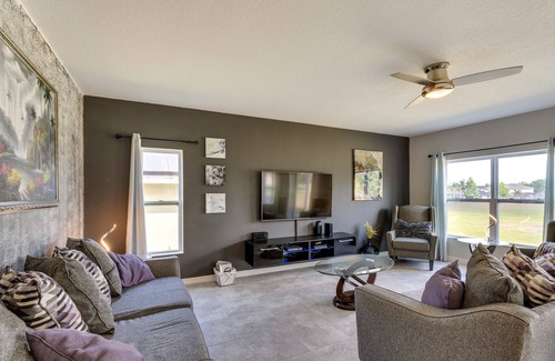 Marbella Casa | Spacious Vacation Rental: 15 Mi to Disney World!
