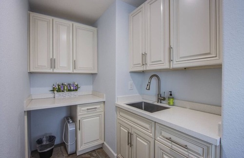 Spring Valley Villa | Spacious Vegas Villa Luxury w/ pool, games, courts - 15 min to LV Strip