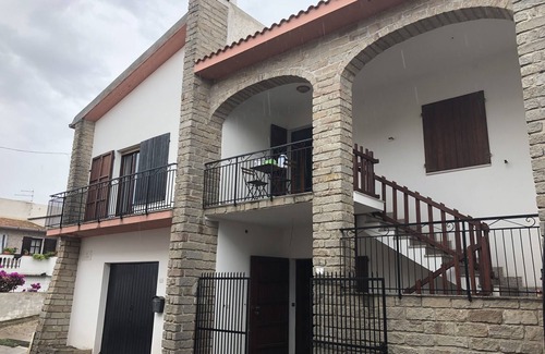 Chiaramonti Casa | Amplia villa 10 p. Confort, Spa, Billar y Petanca.
