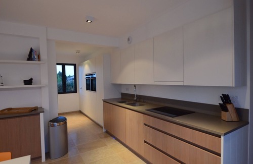 Malaucene Villa | Amplio apartamento con un estilo moderno provenzal, a los pies de la montaña calva