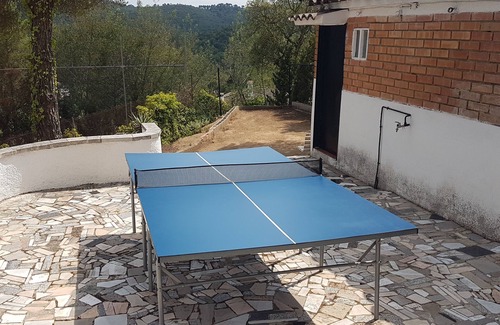 Vidreres Villa | Spacious villa sleeps 20, swimming pool, tennis court, mini-golf course, garden, barbecue,...