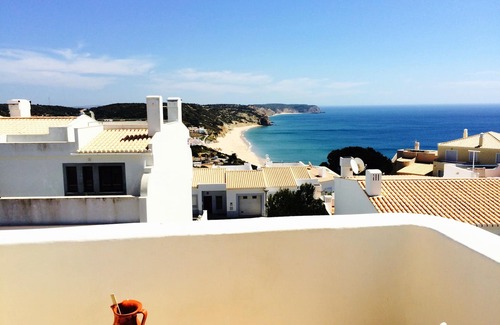 Salema Villa | Villa con piscina privada y vista al mar