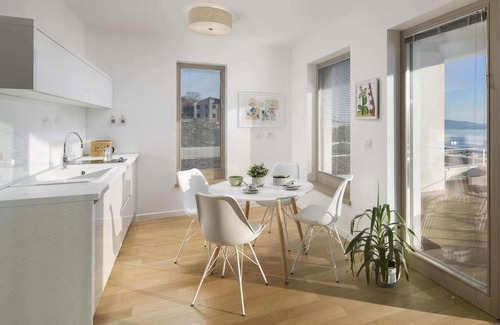 Rabac Casa | Amplia villa con piscina