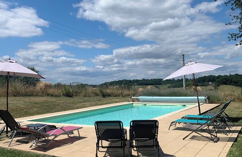 Juignac Cabaña | Spacious, well-equipped country cottage in a peaceful rural setting.