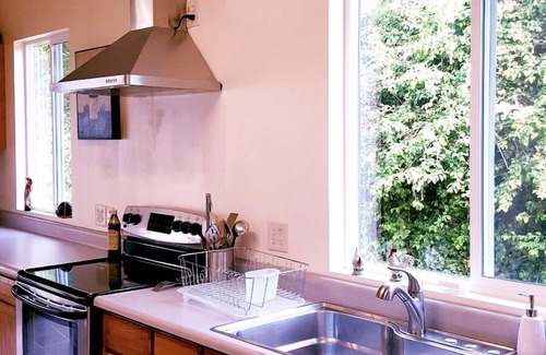 Smith River Casa | Espacioso con toques de lujo, Fish 'n Feather Home para vacaciones o profesionales
