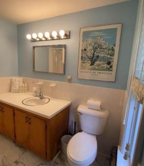 Woods Hole Casa | Spacious Woods Hole Beach Retreat