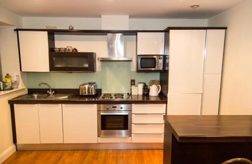 Inchicore Apartamento | Spacous Dublin Escape 3BR Ensuited Free Parking